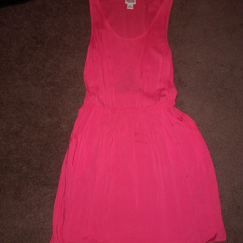 Coral / pink dress